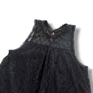 Belle Tweed Womens L Black Floral Lace High Neck Sleeveless Blouse Scalloped Hem